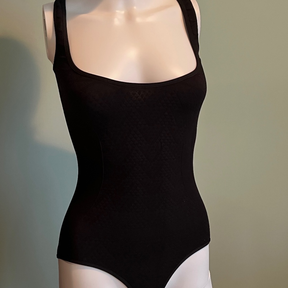 NWOT Wunderwear Black Seamless Body Shaper 2x/3x
